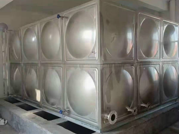 濮陽第二職業(yè)中專生活水箱項(xiàng)目