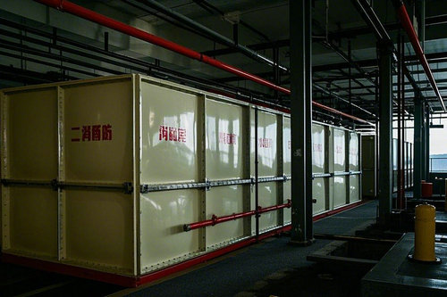 安陽如何判斷玻璃鋼生活水箱的原材料品質是否合格？